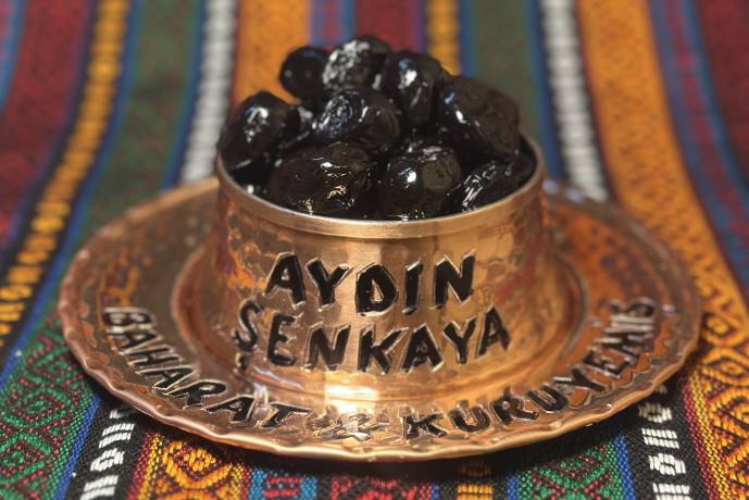 EV YAPIMI SELE SİYAH ZEYTİN